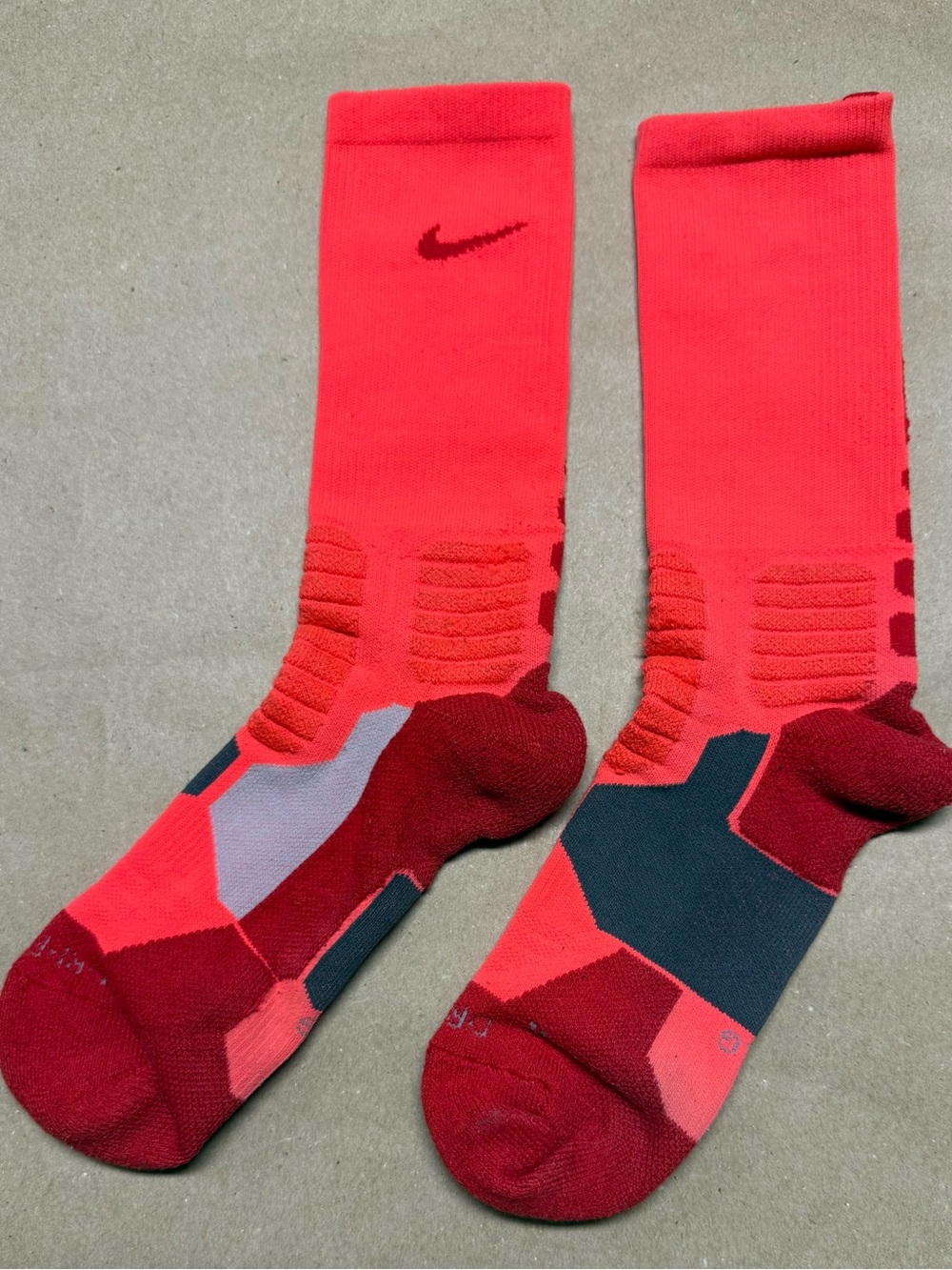 Nike HyperElite Crew L Large Orange Red Men’s 8-12 Basketball Socks Cushion!